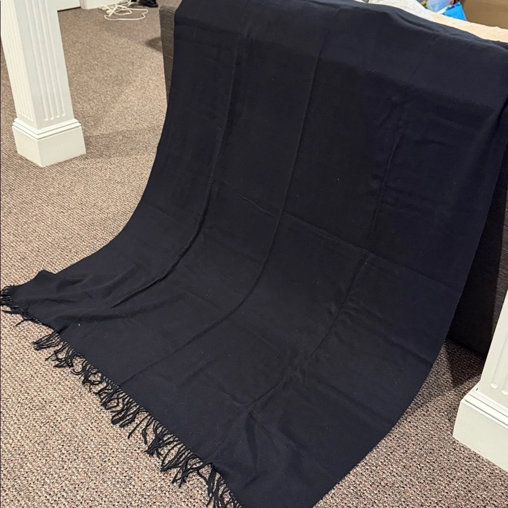 Williams Sonoma Home Cashmere 50” x 65” Throw with Fringe
